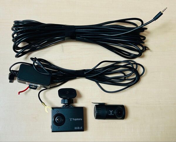 美品 ユピテル 前後2カメラ ドライブレコーダー SN-TW83 前後 2カメラ ドラレコ SDカード付き GPS Gセンサー