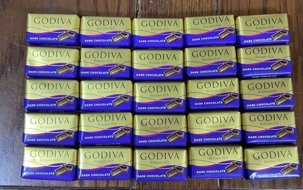 GODIVAゴディバナポリタンダークチョコレート25個
