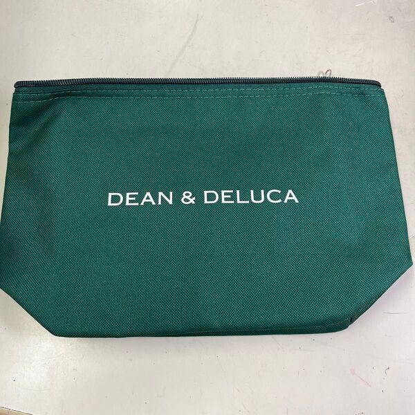 DEAN& DELUCA保冷ポーチ