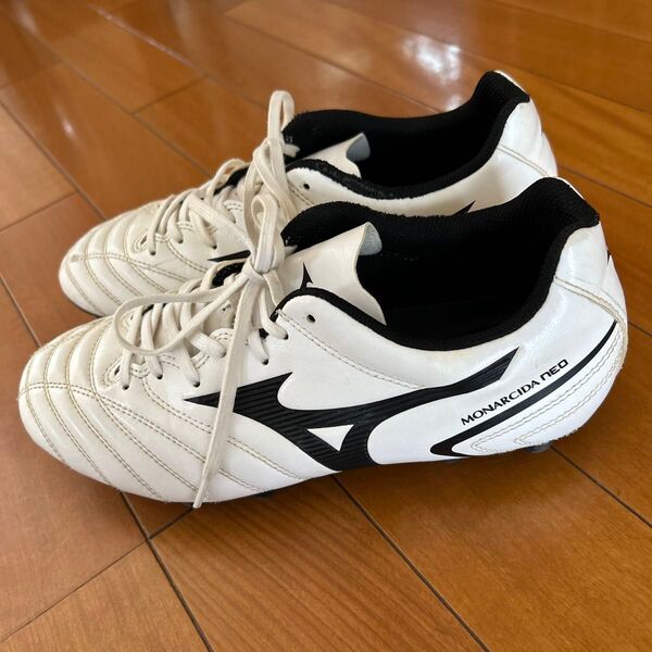 中古 モナルシーダネオ ミズノ 24.5センチ サッカースパイク