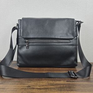 新品本革未使用ボディバッグ牛革ショルダーバッグ多ポケットビジネスバッグ大容量