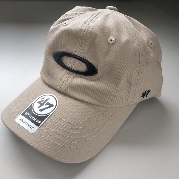 47 CLEAN UP OAKLEY オークリー ベージュ キャップ 検索 )ニューエラ NEWERA