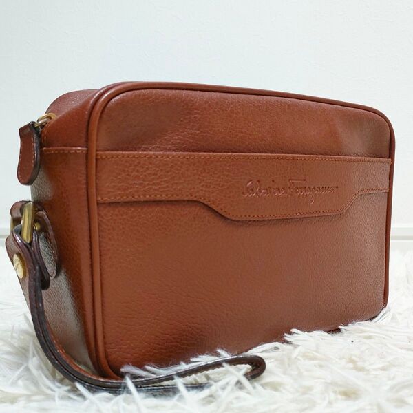 サルヴァトーレフェラガモ レザー セカンドバッグ クラッチバッグ 持ち手 刻印 Salvatore Ferragamo