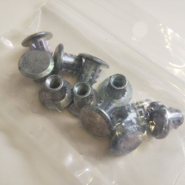 最終出品 鬼目ナット Iタイプ ツバ有 M6×13.5(P=1.0)11個 木工用 埋め込みナット 打ち込み式 インサート ナット