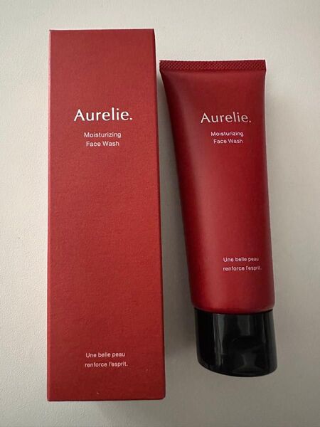 Aurelie. モイスチャライジング フェースウォッシュ 洗顔料 MEGUMI