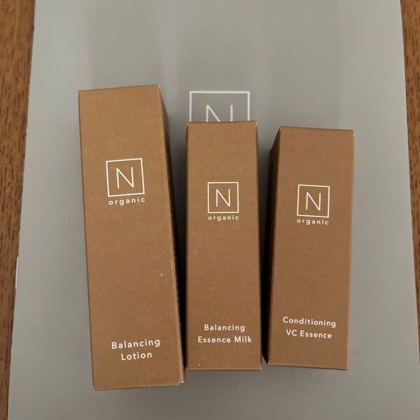 Nオーガニック ベーシック ローション、ミルク、VCエッセンスミニ3点セット
