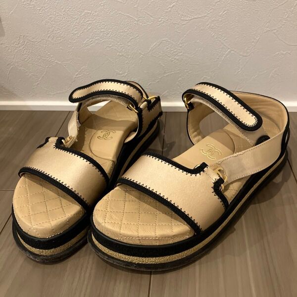 CHANEL シャネル スポーツサンダル ココ マトラッセ ベージュ 38C