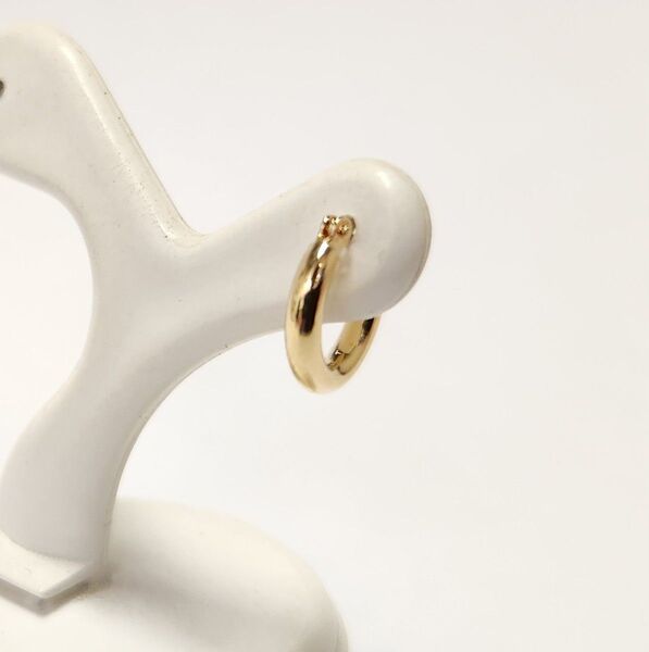 新品 K18シンプルフープピアス(リングピアス) サイズ2mm×10mm 片耳分