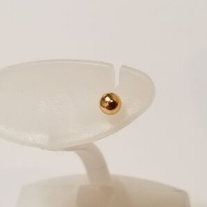 新品 K18 丸玉ピアス 3mm 片耳分
