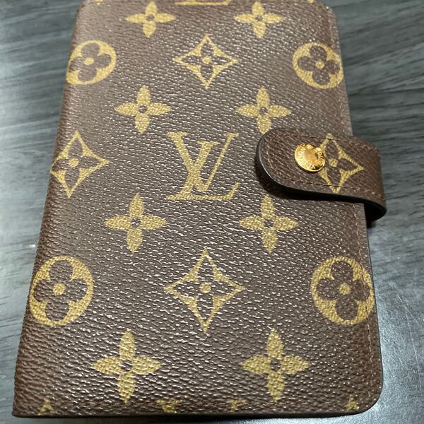 LOUIS VUITTON ルイヴィトン モノグラム 手帳
