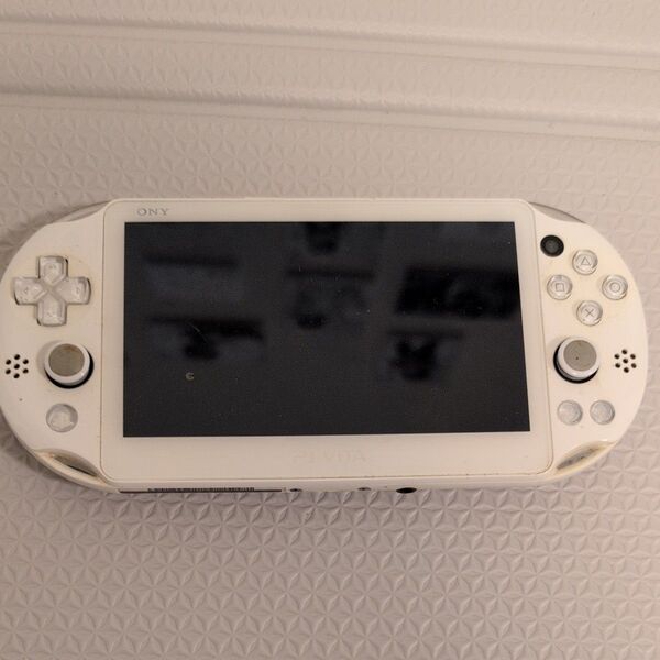 SONY PlayStation Vita PCH-2000 本体 ホワイト ジャンク品