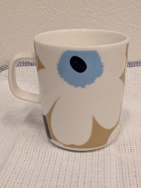 マグカップ marimekko マリメッコ ウニッコ ベージュ×オフホワイト×ブルー 250ml