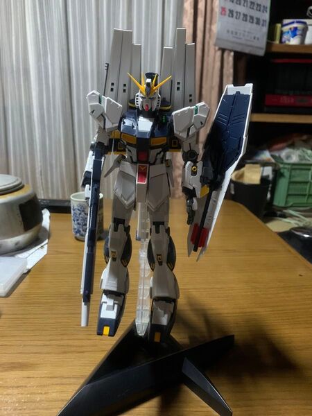 MGサザビー ver.Ka MGνガンダム ver.Ka 組立済み