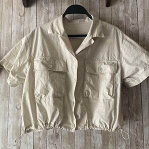 ショート丈シャツ アイボリー ドローコード