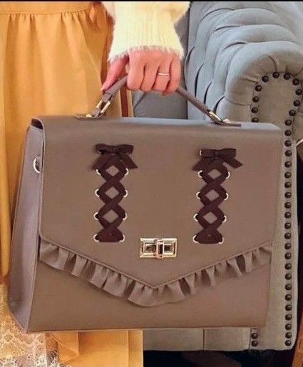 アクシーズファム レースアップサッチェル 2way ショルダー レザー ハンドバッグ