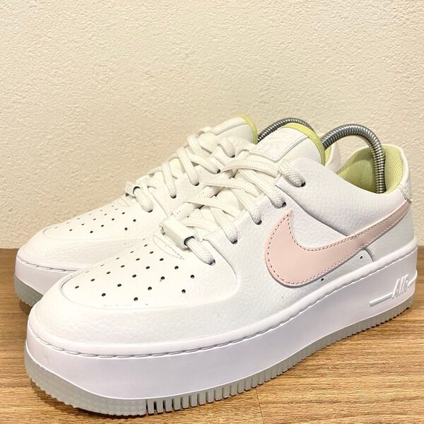 NIKE WMNS AIR FORCE 1 SAGE LOW ナイキ エア フォース ワン セージロー ホワイトピンク 24cm
