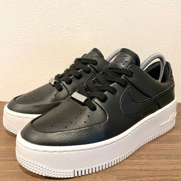 NIKE WMNS AIR FORCE 1 SAGE LOW ナイキ エア フォース ワン セージ ロー ブラック AR5339