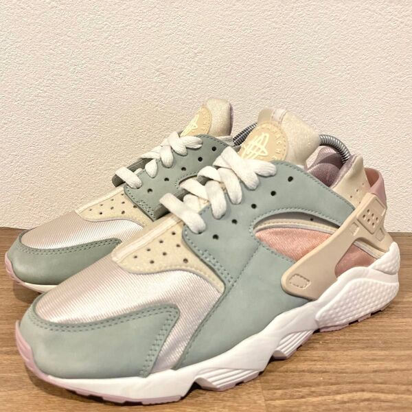 NIKE WMNS AIR HUARACHE ナイキ エア ハラチ マルチカラー レディース ローカットスニーカー