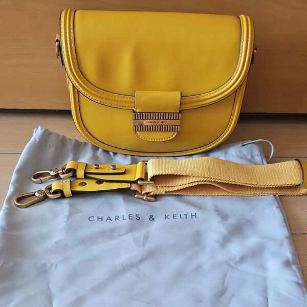 CHARLES & KEITH ショルダーバッグ イエロー 2way