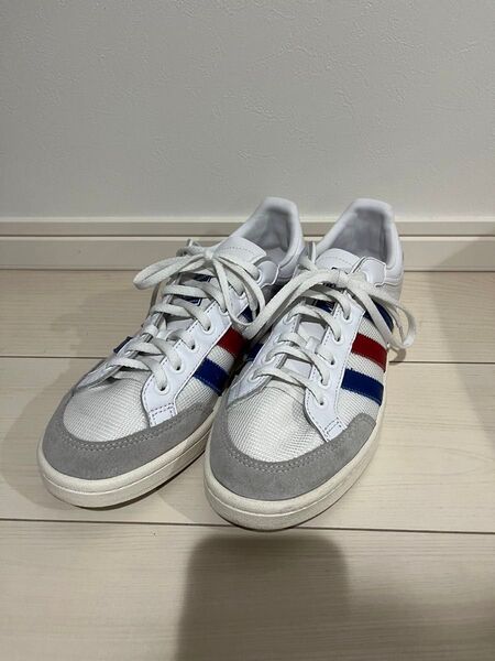 adidas アメリカーナ