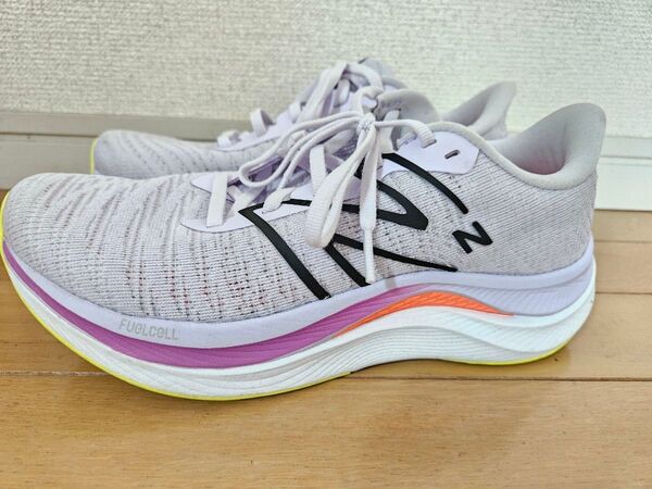 ニューバランス new balance スニーカー シューズ ランニング