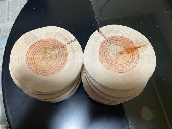 天然ヒノキの輪切り(B級品) 16枚セット