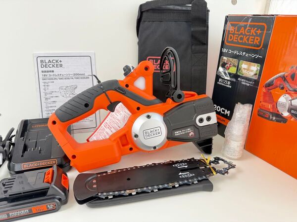 【未使用品】ブラックアンドデッカー チェーンソー GKC1820L1N