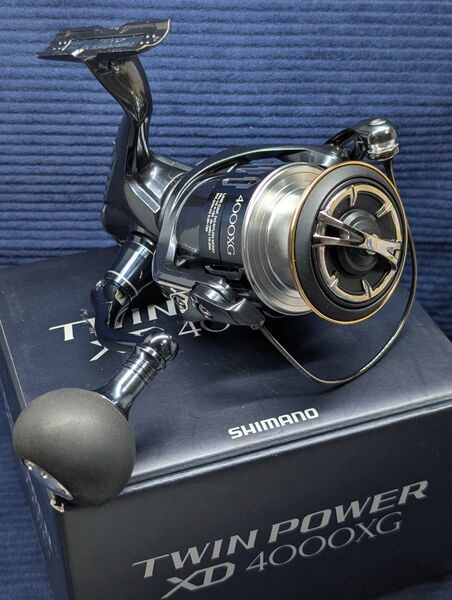 【中古品】シマノ 17ツインパワーXD 4000XG 機関良好 箱 リール袋あり