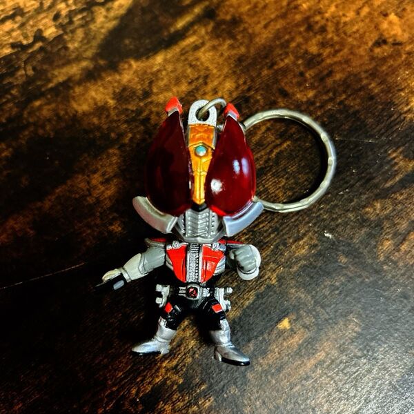 仮面ライダー電王 モモタロス ソードフォーム キーホルダー フィギュア