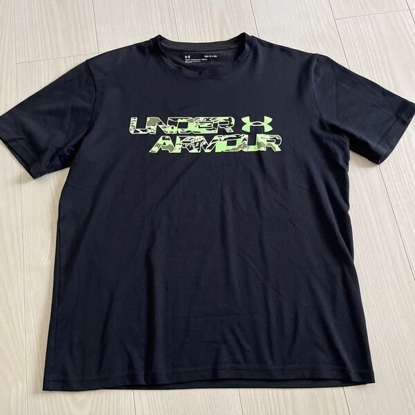 Tシャツ 半袖Tシャツ 黒Under Armour ブラック Tシャツアンダーアーマー