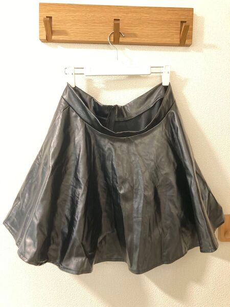 Apperloth A ハイウェスト PUレザー フレアスカートBlack / JP-3XL(XL) ブラック系 ウエストゴム