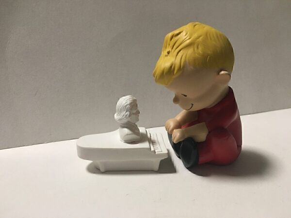 MEDICOM TOY UDF PEANUTS スヌーピー シュローダー ピアノ フィギュア ピーナッツ メディコムトイ