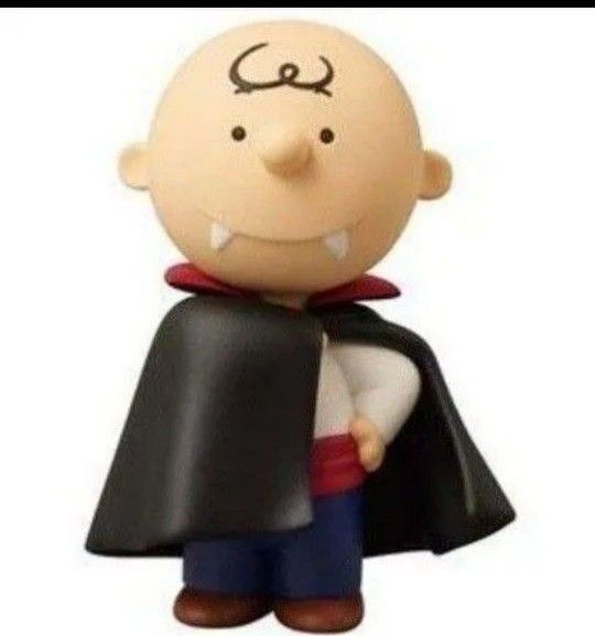メディコムトイ UDF スヌーピー フィギュア SNOOPY ピーナッツ チャーリー・ブラウン ドラキュラ 吸血鬼 ハロウィン