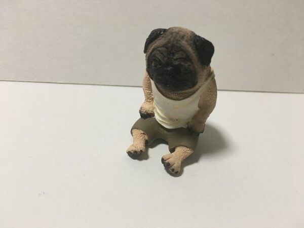 朝隈俊男 パグ フィギュア犬 フィギュア イヌ 朝隈俊男 ベストセレクション パグ シャツ 犬の生活