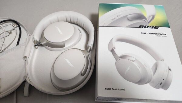 Bose QuietComfort Ultra ワイヤレスヘッドホン ホワイトスモーク