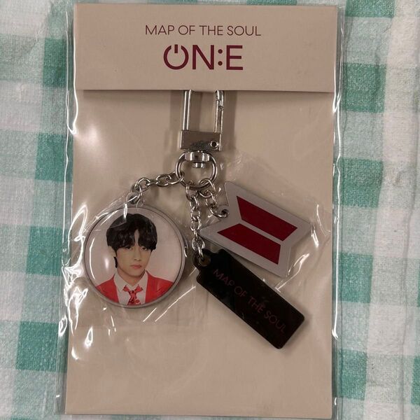 未開封【BTS MAP OF THE SOUL ON:E KEYRING (V)】