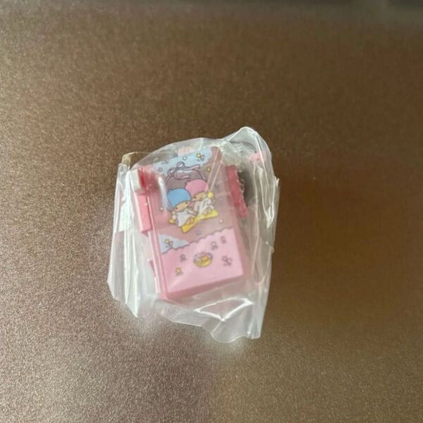 サンリオ レトロミニチュアチャーム2 リトルツインスターズ キキララ 鉛筆削り カプセルトイ ガチャ