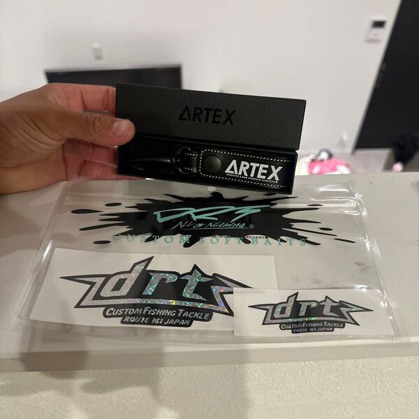 DRT ARTEX キーホルダー&ステッカーセット
