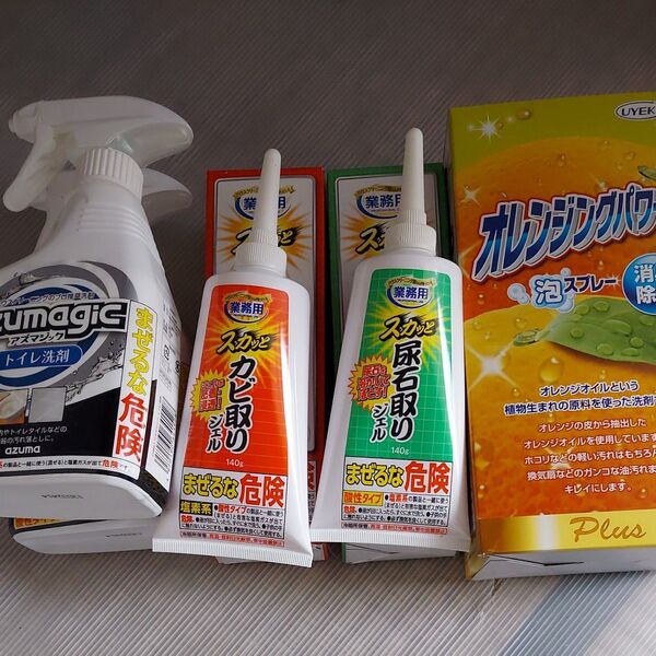 アズマジックトイレ洗剤2個 + スカッとカビ取りジェル 2個+スカッと尿石ジェル 2個+オレンジングパワー泡スプレー560ml