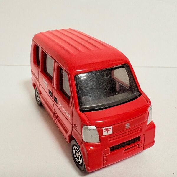 トミカ068 スズキ エブリィ 郵便車 ミニカー