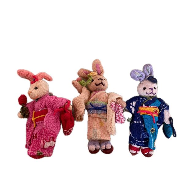 ちりめん細工 うさぎ三姉妹