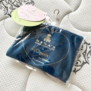 新品 しまむら 青木美沙子 ニナス 紅茶 ポーチ しまみさ ネイビー