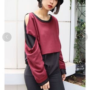 新品 即日発送 タグ付き EMODA カッティングレイヤートップ