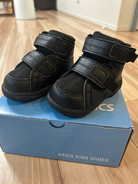 asics スクスク ハイカット 黒 12.0センチ アシックス