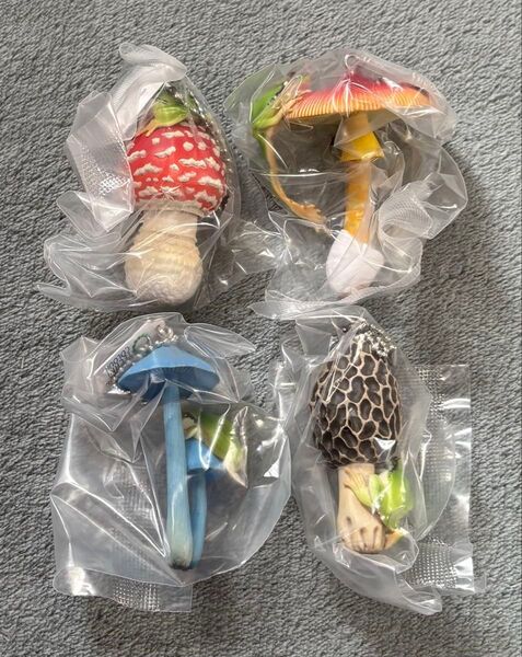 キノコとアマガエル フィギュアマスコット&ボールチェーン2 ボールチェーン4種セット