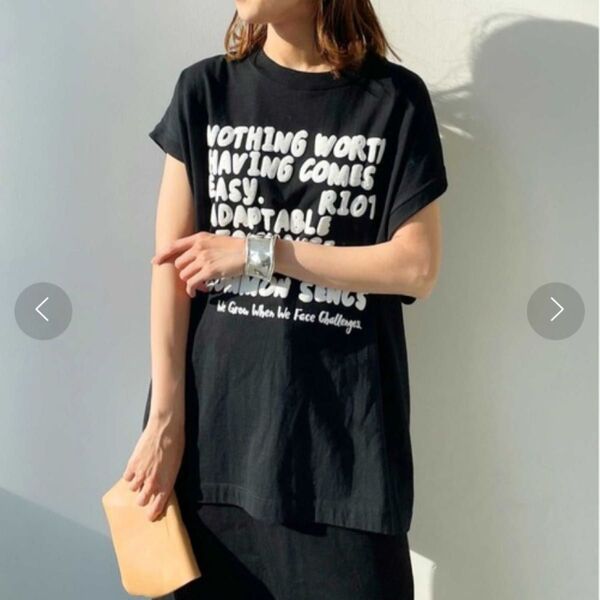 フレームワーク モノトーンプリントフレンチスリーブTシャツ 半袖 春夏秋 黒 ブラック ロゴTシャツ プリント 綿100