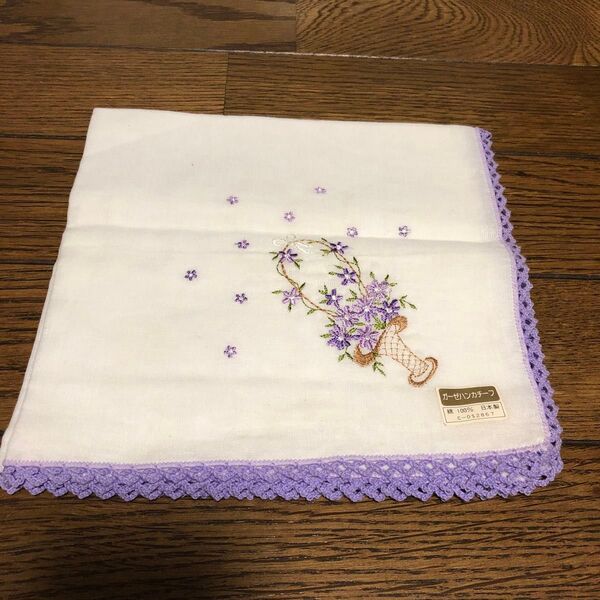 【新品未使用】ガーゼハンカチ 刺繍 レース 綿100%