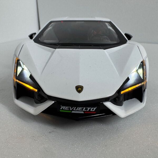 ランボルギーニ レヴェルトミニカー ダイキャスト 1/24