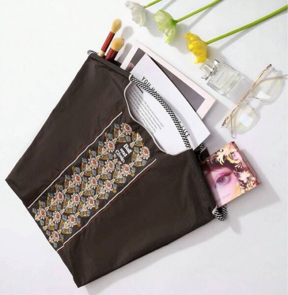 ナイロン エコバッグ 刺繍バッグ トートバッグ 花柄 人気 可愛い オシャレ 高級感あり 韓国 マザーズバッグ 春夏