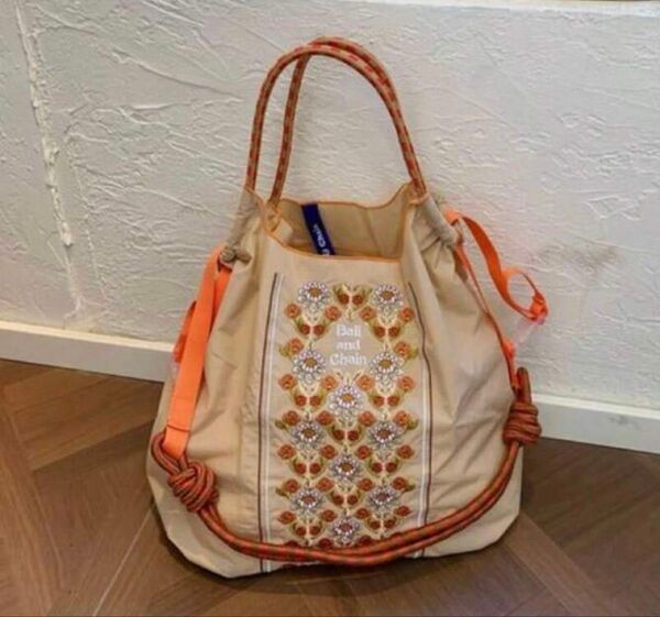 トートバッグ ハンドバッグ ショルダーベルトつき エコバッグ 人気 可愛い 花柄刺繍 刺繍バッグ ナイロン 軽量 軽い 春夏